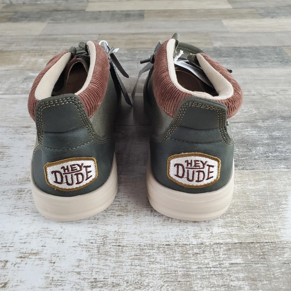 Hey Dude Wally Mid GripR Mens Shoes Sz 9 Dusty Olive Round Toe Slip On Workwear
